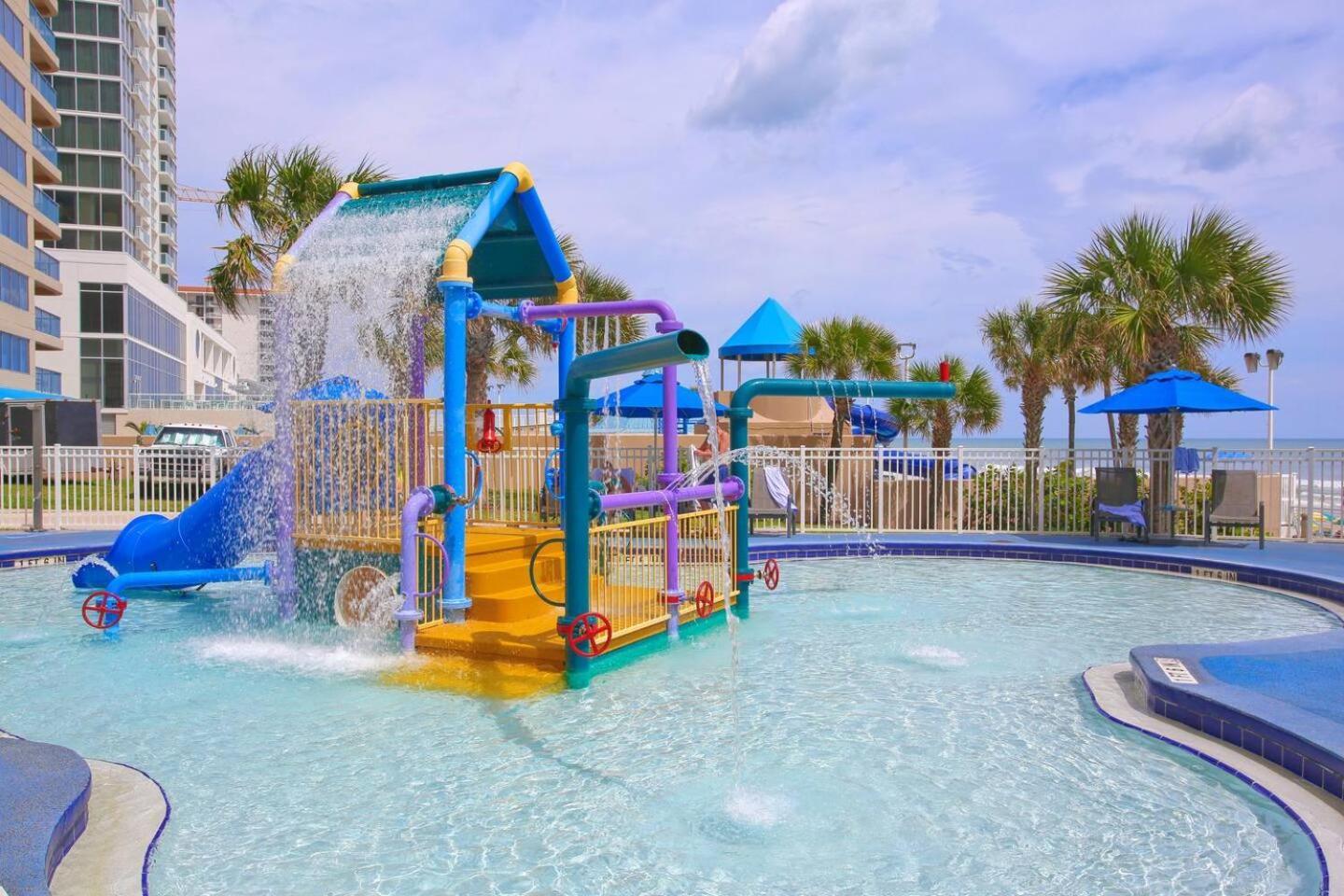 Apartment Vacation In Comfort And Luxury - 1 Bedroom Direct Oceanfront - Wyndham Ocean Walk 1007 Daytona Beach