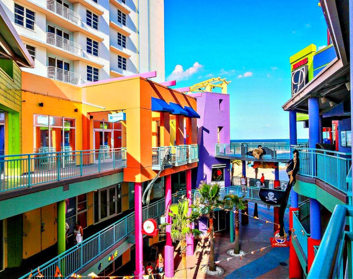 Vacation In Comfort And Luxury - 1 Bedroom Direct Oceanfront - Wyndham Ocean Walk 1007 Apartment Daytona Beach